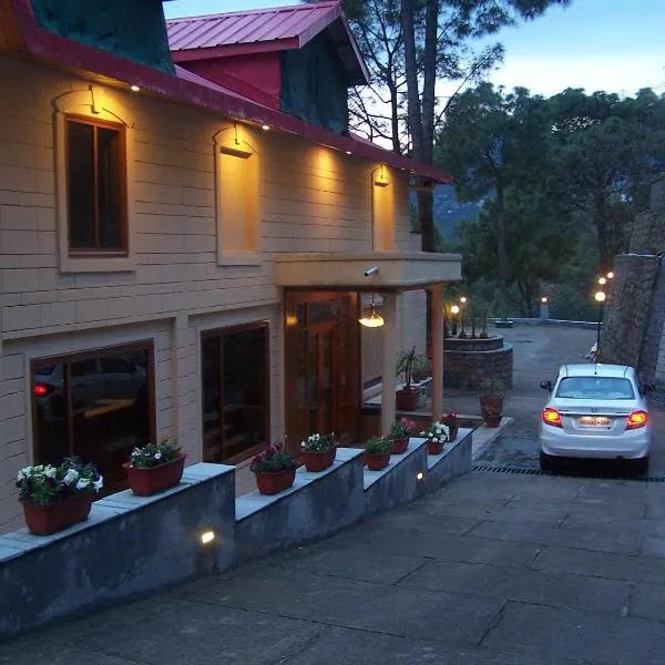 Forest Ville Hotel & Resort, hotel in Kasauli