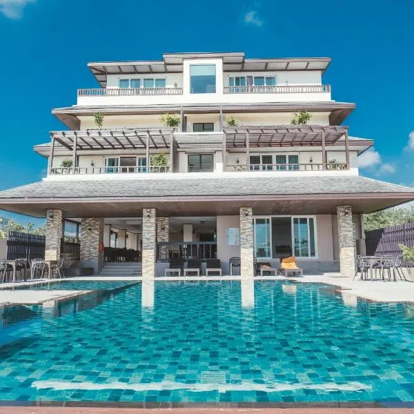 Ratana Hotel Chalong, hotel v destinaci Rawai pláž