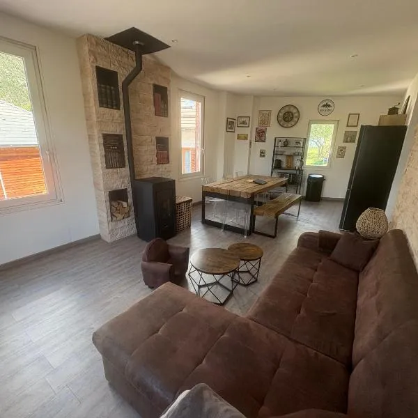 magnifique appartement cosy et familial, hotel u gradu Valdeblor