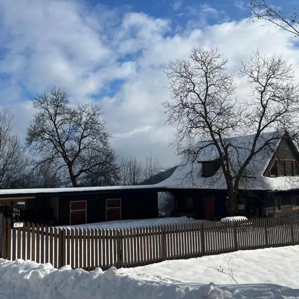 Chalupa u Golisov, Hotel in Zákopčie