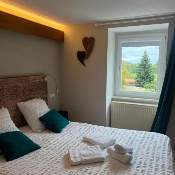 Hôtel Restaurant Valneige, hotel v destinaci Mittlach