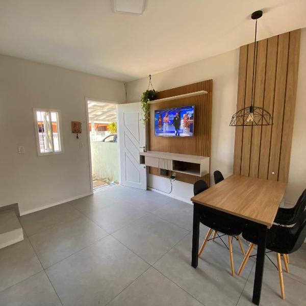 Casa confortável, perto do centrinho e da praia - Foto 5