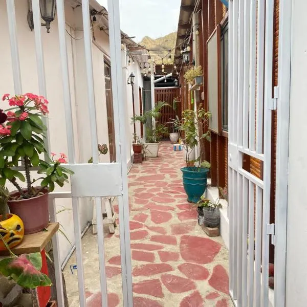 BOCARENA、Bocapánのホテル