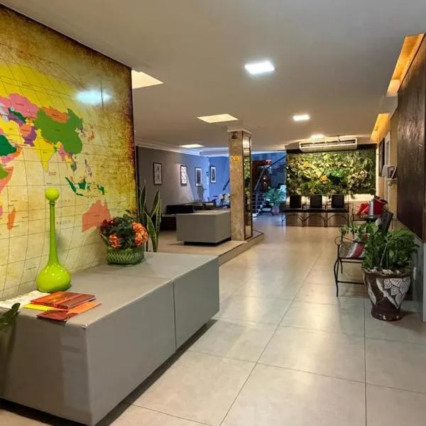 Aton Plaza Hotel, готель у місті Гоянія