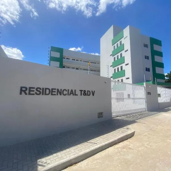 Residencial T&D V AP 501 - À 5min do Centro e Faculdades, готель у місті Мосоро