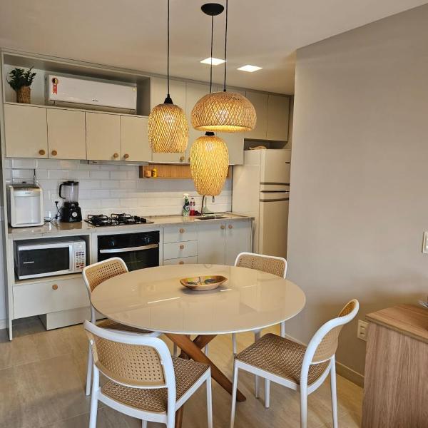 Flat com sala, suíte e banheiro social - pé na areia na praia de Muro Alto - Marupiara Suites - Foto 5