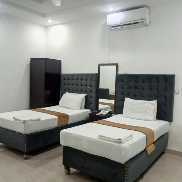 Hotel The Tulip, hotel v destinaci Lahore