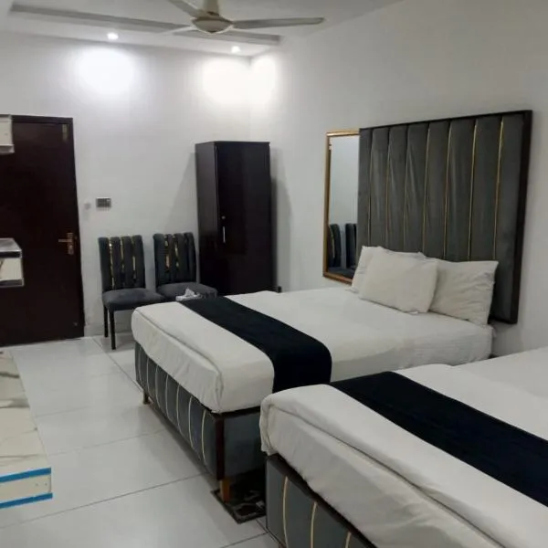 Hotel The Tulip, hotel en Lahore