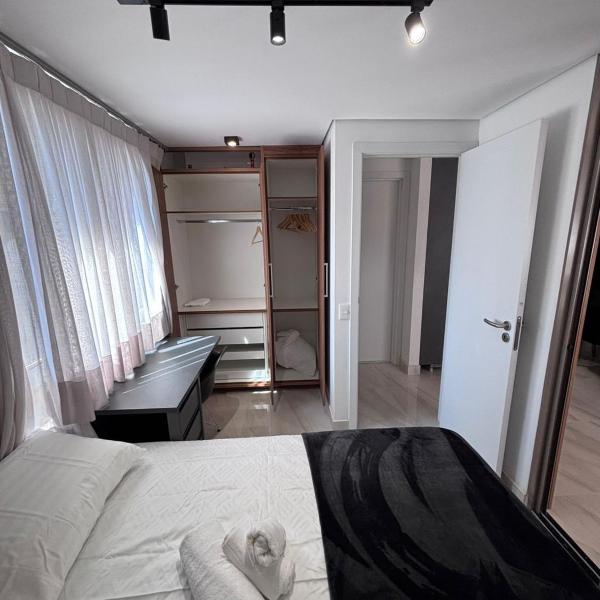 Lindo e moderno apartamento em Pinheiros com wi-fy, vaga de garagem, academia, piscina ao lado da Rua Oscar freire - Foto 5