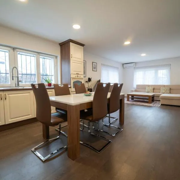 Legend Suites, hotel em Saraievo