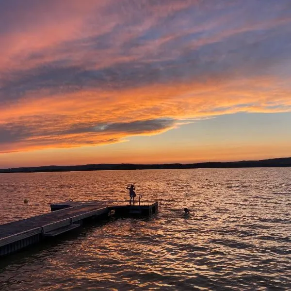 DOKK Agárd, hotel in Gárdony