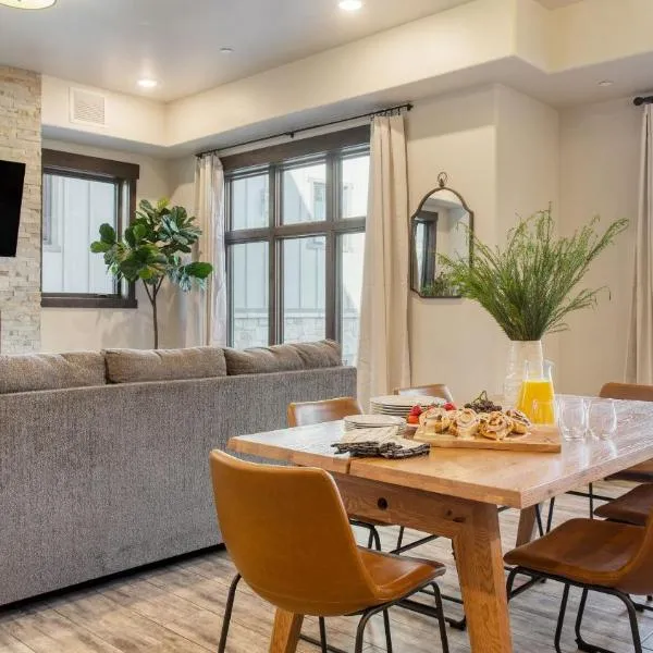 Kestrel by AvantStay Close to the Ski Slopes in this Majestic Home in Park City, hotel in Park City
