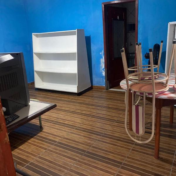 Kitnet perto da praia Coroados - Foto 4