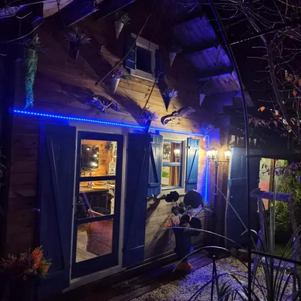 le petit chalet cevenol, ξενοδοχείο σε La Barriére