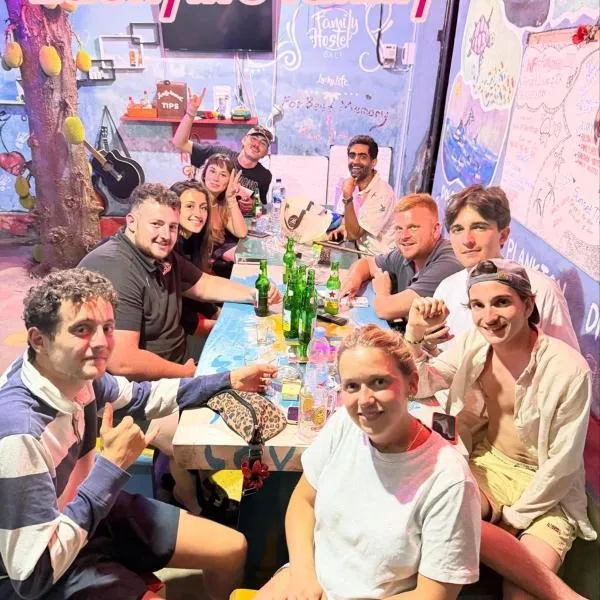 Family Hostel, hotel in Lovina