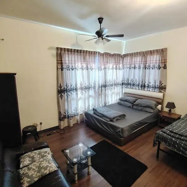 Ray Guest house, hotel en Sandakan