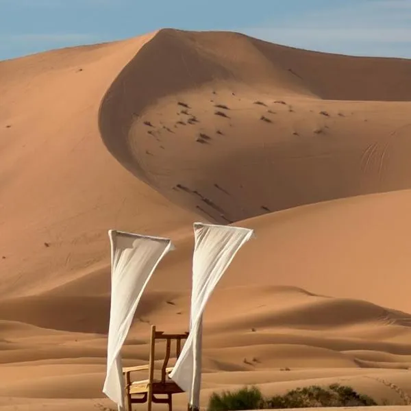 Horaz Merzouga Camp, hotel en Merzouga