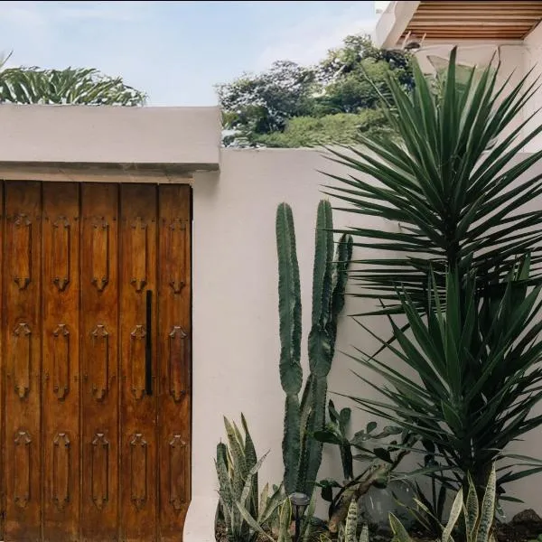 Hotel Pimampiro, hotel v destinaci Puerto Baquerizo Moreno