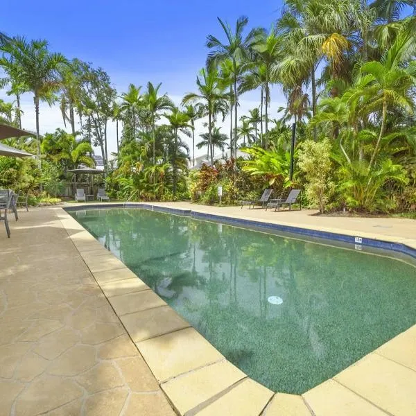 The Villas Palm Cove-PRIVATE POOL in each villa, hotel en Palm Cove