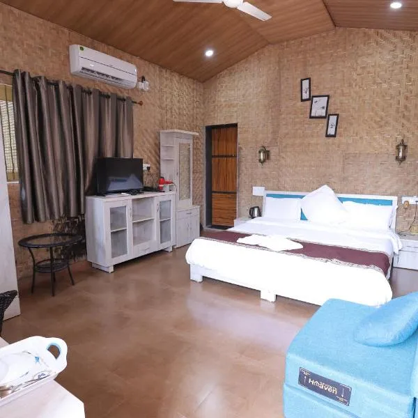 Mango Valley Resort Ganpatipule، فندق في راتنجاري