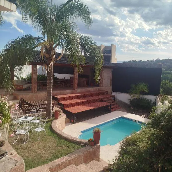 Chalet " La Maruca ", viešbutis mieste Vilja Karlos Pasas