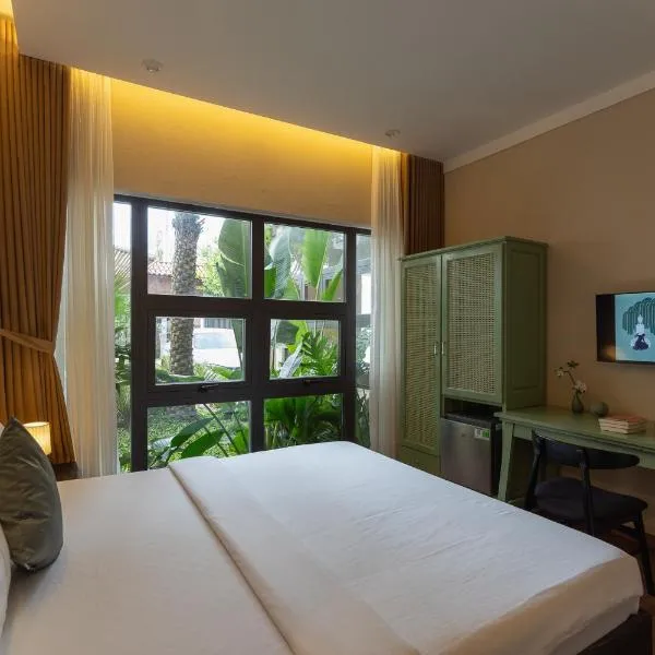 MOONLIGHT Homestay & Hotel, hotel i Pleiku