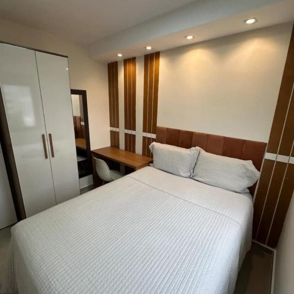 2 bedroom property in building with pool and gym - Foto 2