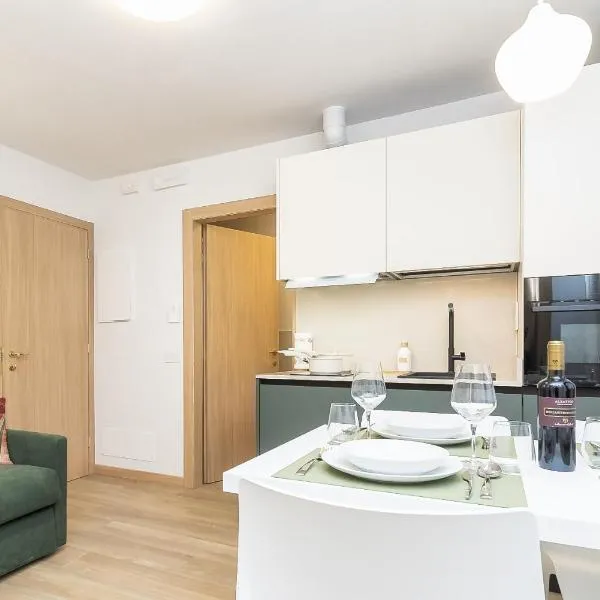 Larice&Ribes Apartments, hotel in San Vito di Cadore