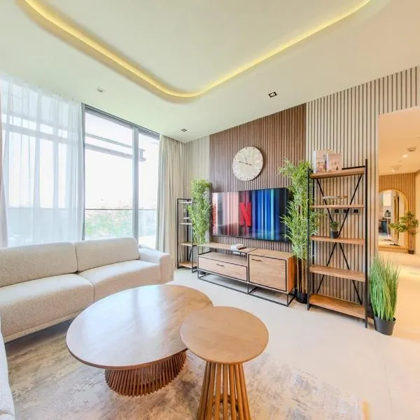 2BR Green Home - Misk Al Jada - Center of Sharjah, hotel em Sharjah