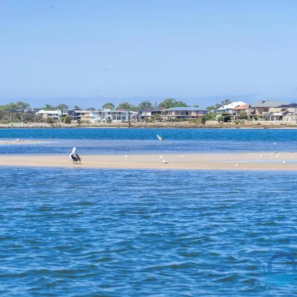 Townside Getaway in Mandurah, hotel in Mandurah