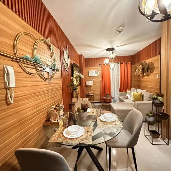 Modern 1 BR Condo near Airport, MOA, PICC, Star City, OKADA With Fast WIFI & Netflix Free Pool Access, hotel v destinaci Sampong