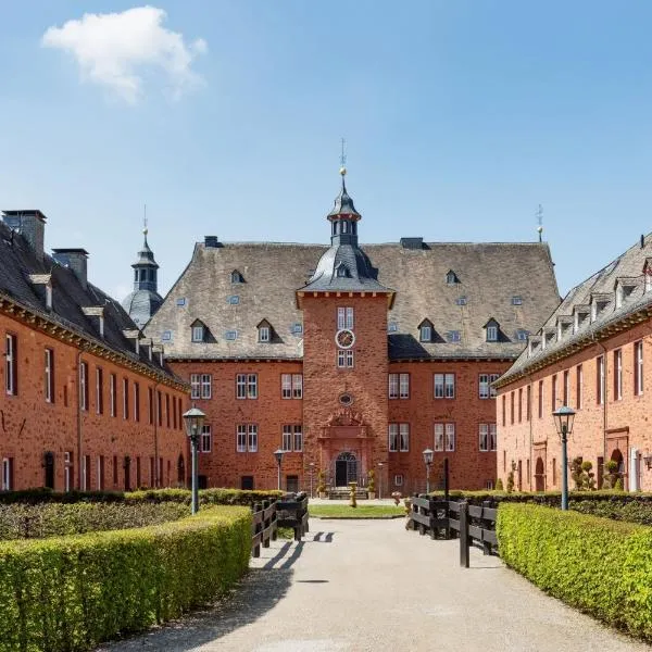 Fewo Saalstube, Adolphsburg, hotel a Oberhundem