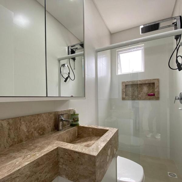 Apartamento Novo a 120 Metros da Praia do Mariscal - Foto 3