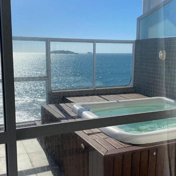 Cobertura espetacular com jacuzzi frente mar - Foto 3
