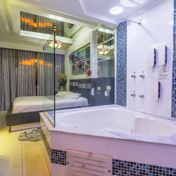 Golden Motel pernoite onde o conforto encontra o momento perfeito, מלון בפאסו פונדו