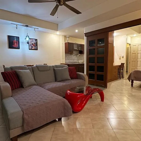 Airy 1BR Tawan APT 5 min Walk to Kamala Beach at Club Residence, hotel v destinaci Kamala pláž
