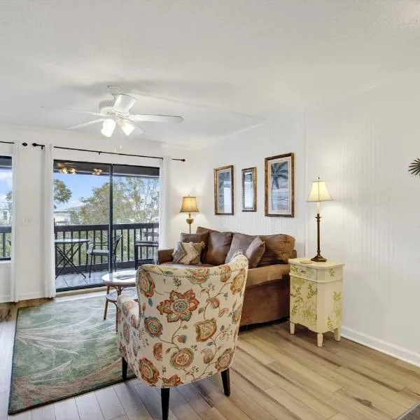 Savannah Beach & Racquet Club 323A, hotel a Tybee Island