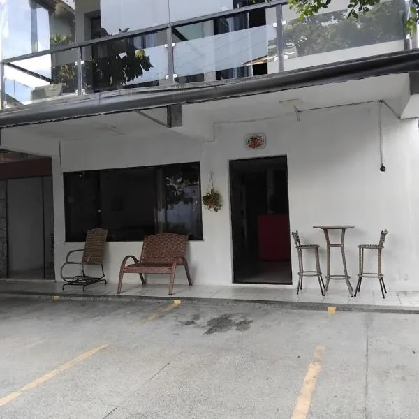 PPousada 03 min da praia, Itapua, hotel in Salvador