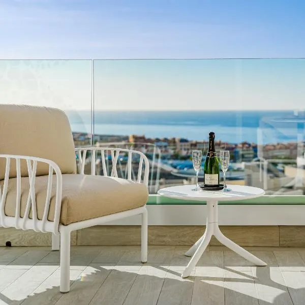 아데헤에 위치한 호텔 Sundream Escape - Penthouse with ocean view, airco, heated pool