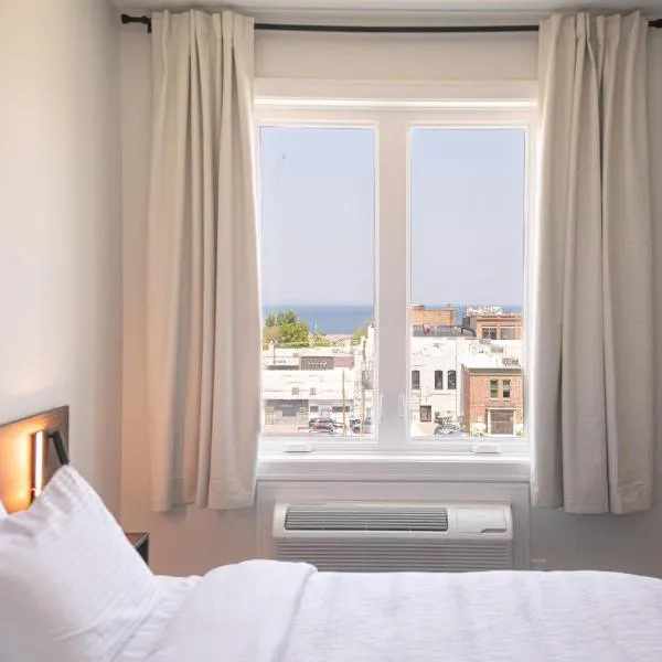 Boardwalk Suites & Residences By Kasa、トラバースシティのホテル