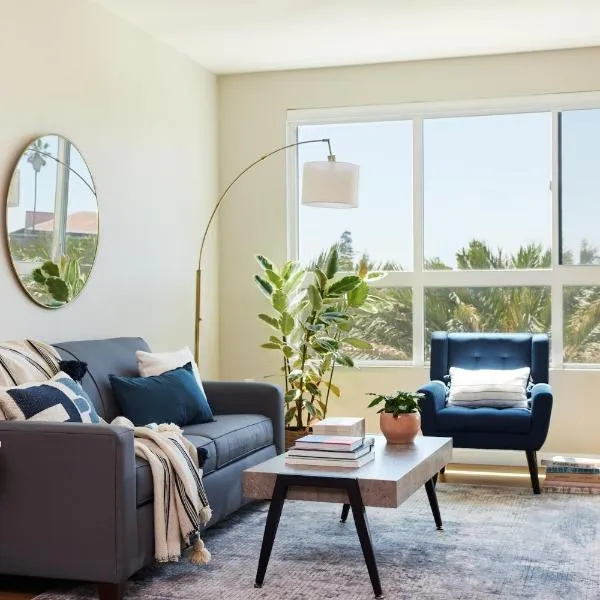 Kasa University-Airport Santa Clara，位于圣克拉拉的酒店