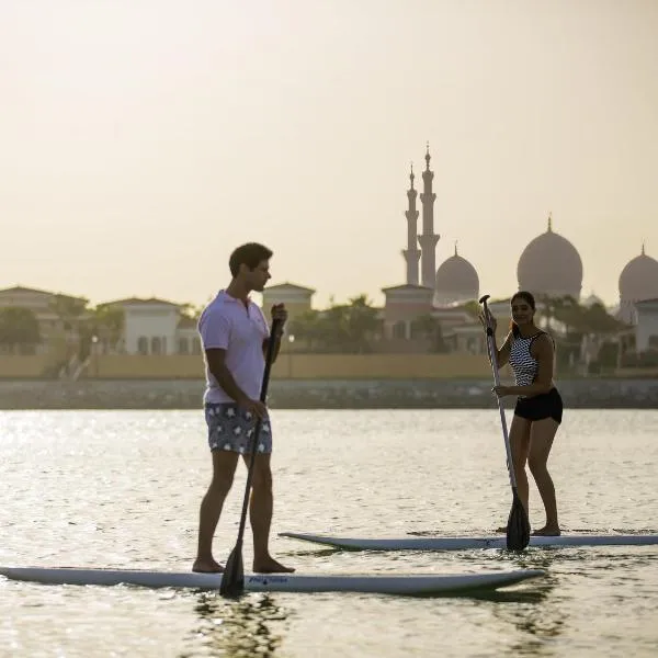 费尔蒙特巴布铝巴哈尔酒店，位于阿布扎比的酒店