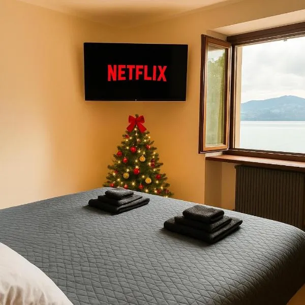 Stresa vista lago con CINEMA e SPIAGGIA, ξενοδοχείο σε Brisino