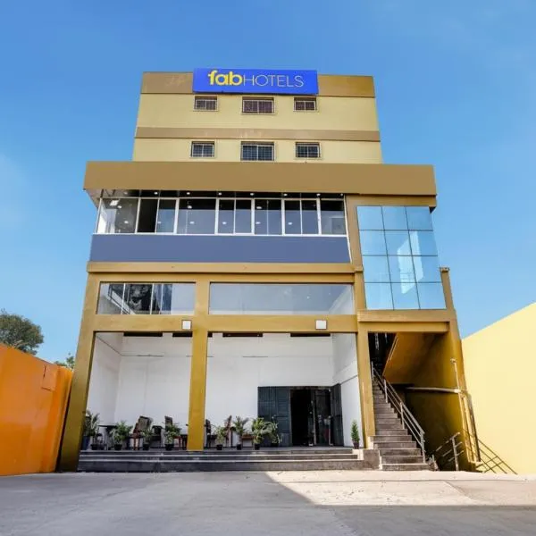 Via Galaxy Stay, hotel u gradu Pune