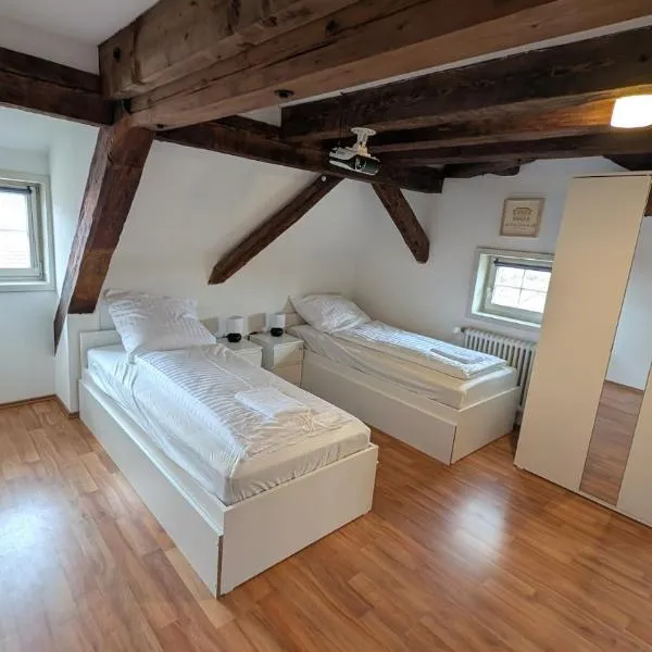 Twin room in a historic half-timbered house, Hotel in Rottenburg