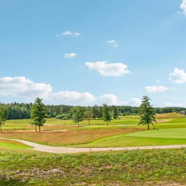 Lübker Golf Og Spa Resort, hotelli kohteessa Nimtofte