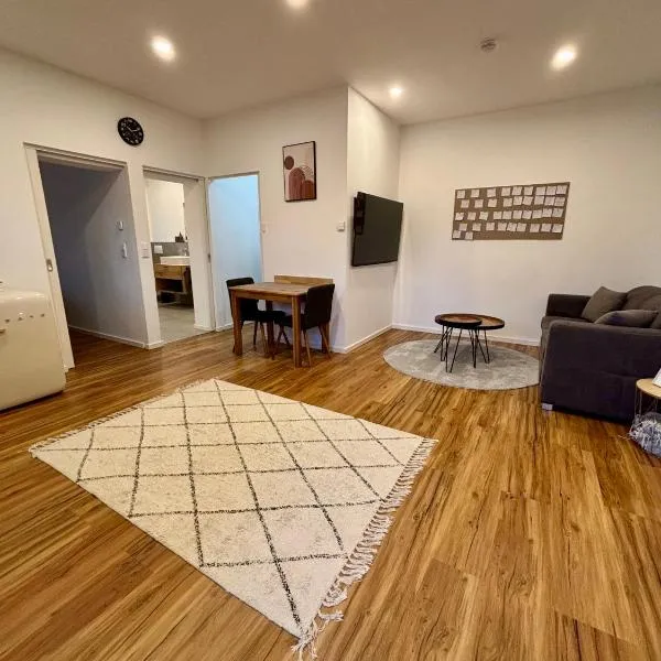 LA-Hüttenfeld Erdgeschoss Apartment, ξενοδοχείο σε Hemsbach