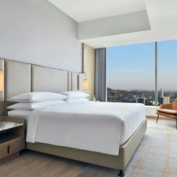 Le Méridien Navi Mumbai, hotel in Navi Mumbai