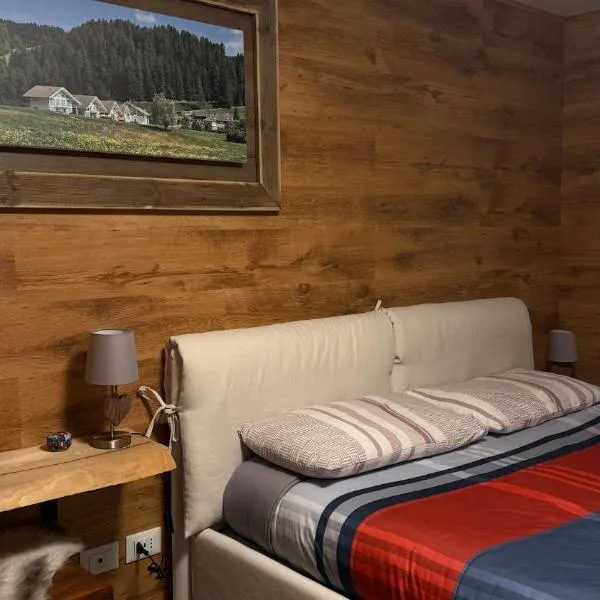 Casetta vista montagne - a 5 minuti dal centro, hotel in Folgaria