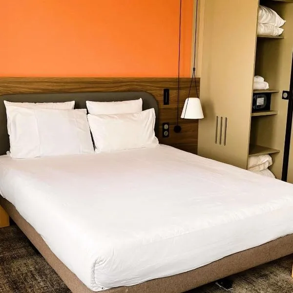 Novotel Suites Clermont Ferrand Polydome, hotel en Clermont-Ferrand